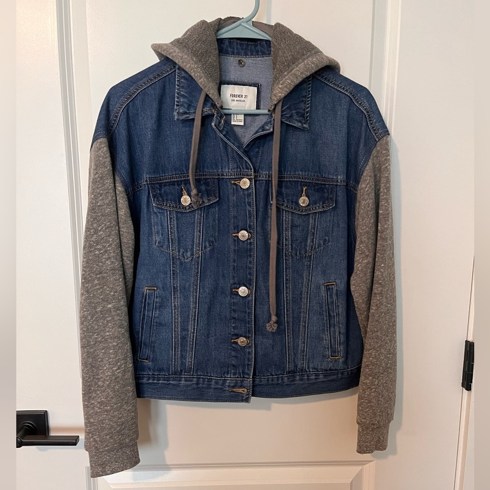 Jean jacket with soft gray sleeves and removable hoodie! Forever 21 size Small.